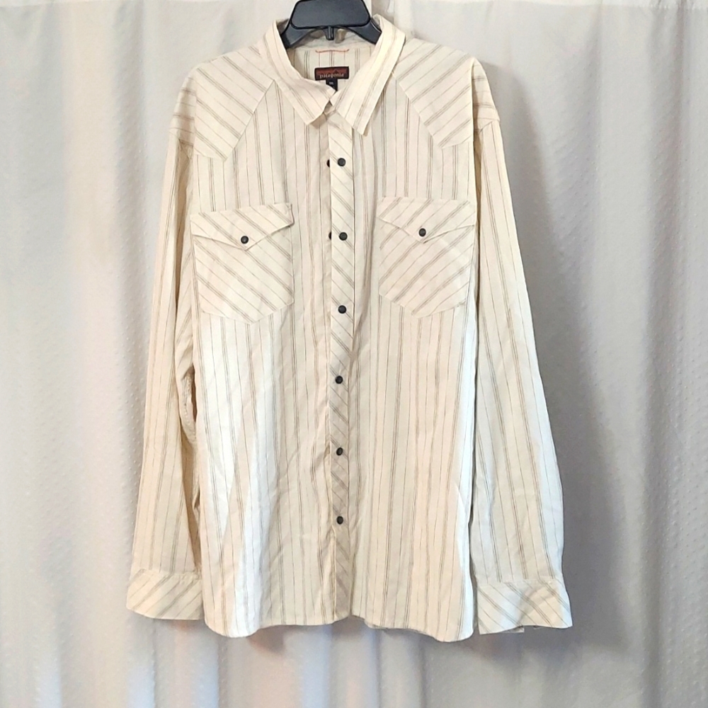 Mens Patagonia button down shirt
